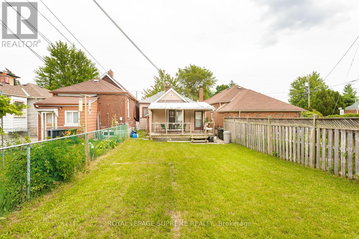 28 Foxwell Street, Toronto (Rockcliffe-Smythe), Ontario  M6N 1Z2 - Photo 36 - W9053740