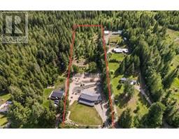 2026 Davies Road, sorrento, British Columbia