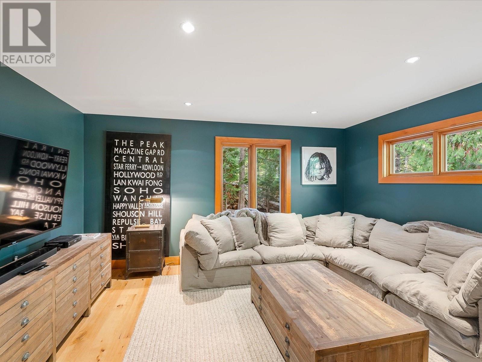 8171 Meadow Lane, Whistler, British Columbia  V8E 0G3 - Photo 7 - R2877815