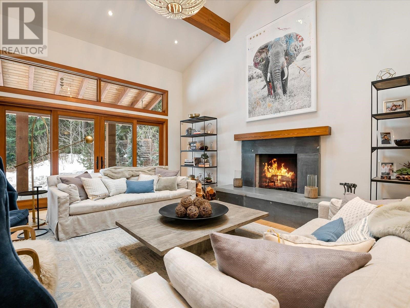 8171 Meadow Lane, Whistler, British Columbia  V8E 0G3 - Photo 1 - R2877815