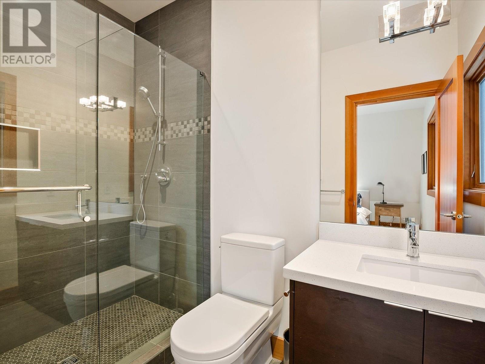 8171 Meadow Lane, Whistler, British Columbia  V8E 0G3 - Photo 18 - R2877815