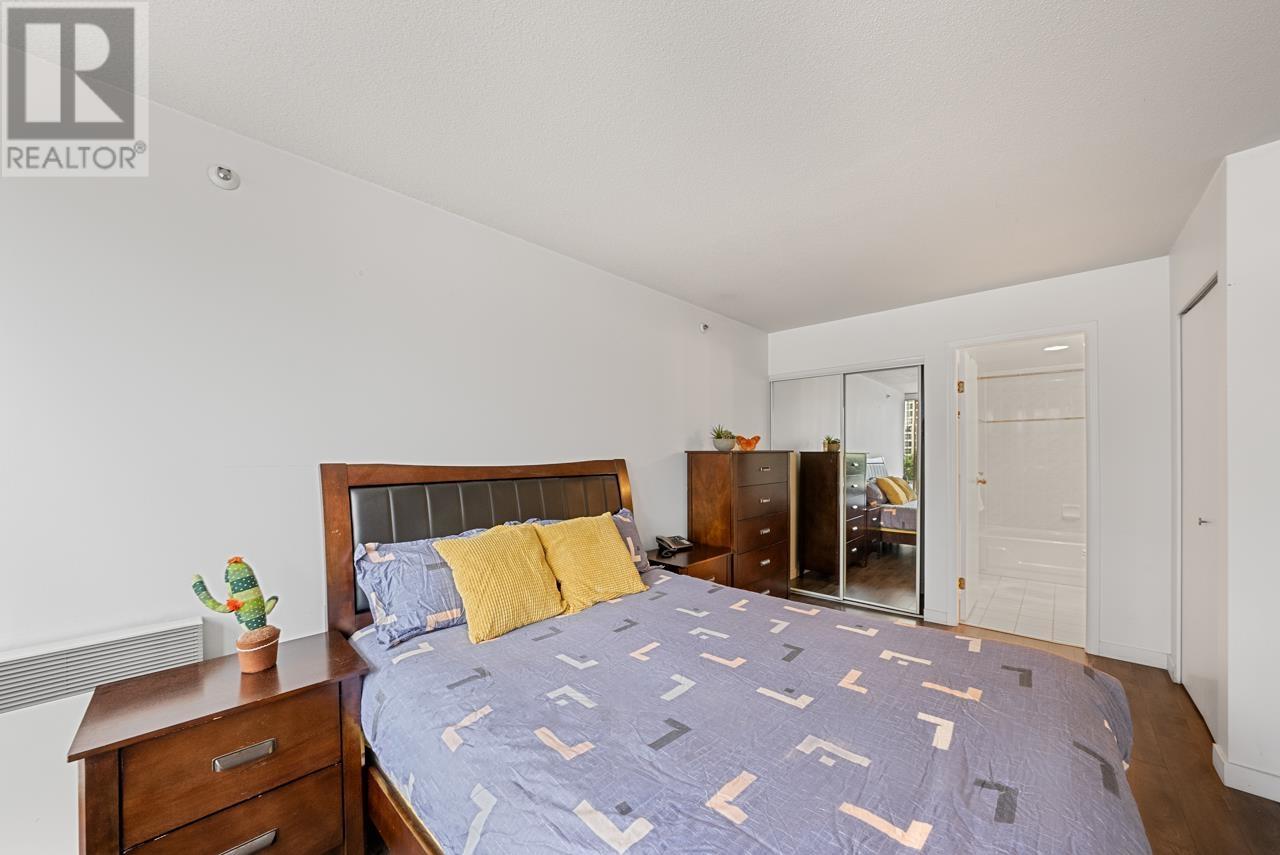 Listing Picture 10 of 26 : 705 950 CAMBIE STREET, Vancouver / 溫哥華 - 魯藝地產 Yvonne Lu Group - MLS Medallion Club Member