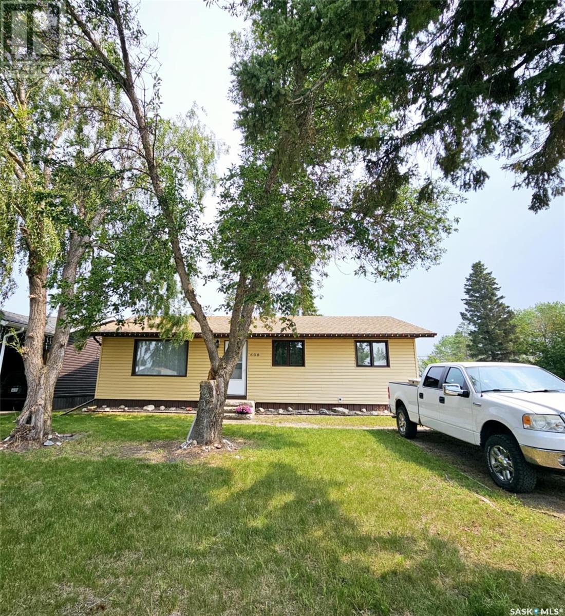 608 610 Jubilee Drive, Spy Hill, Saskatchewan  S0A 3W0 - Photo 46 - SK977704