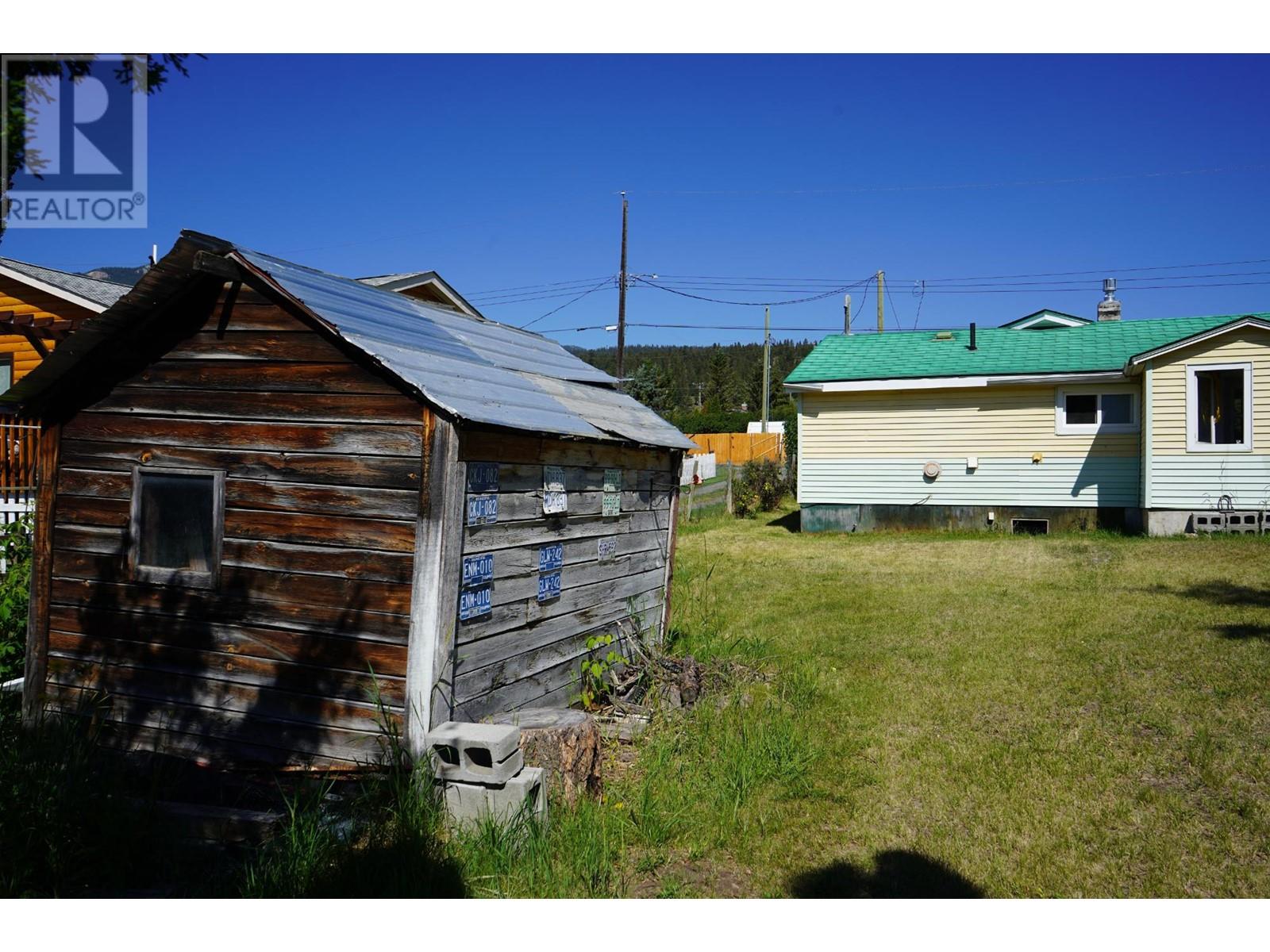 1405 Soues Street, Clinton, British Columbia  V0K 1K0 - Photo 14 - 180033