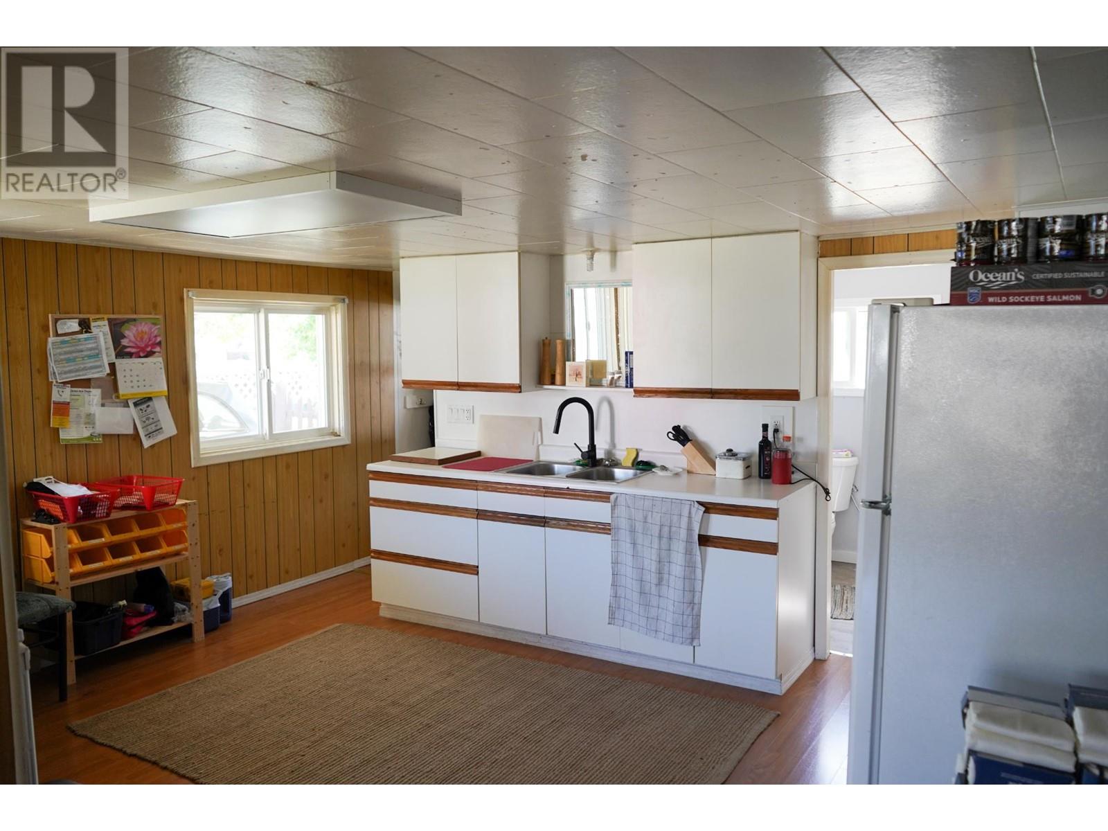 1405 Soues Street, Clinton, British Columbia  V0K 1K0 - Photo 3 - 180033