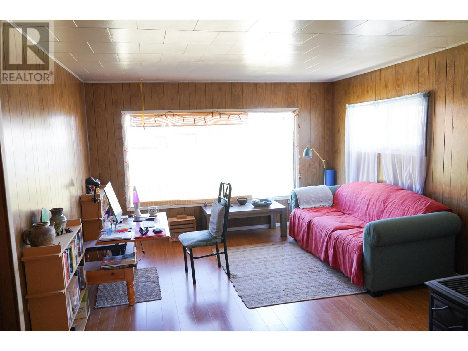 1405 Soues Street, Clinton, British Columbia  V0K 1K0 - Photo 5 - 180033