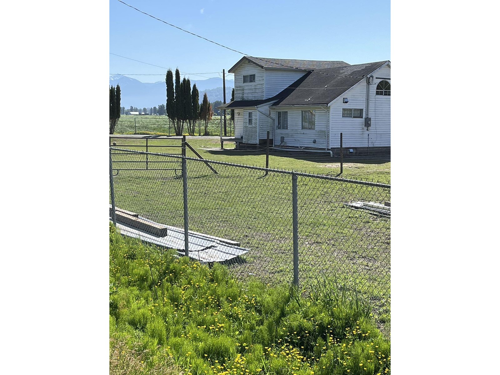 Property at 39582 LOUGHEED HIGHWAY image 5