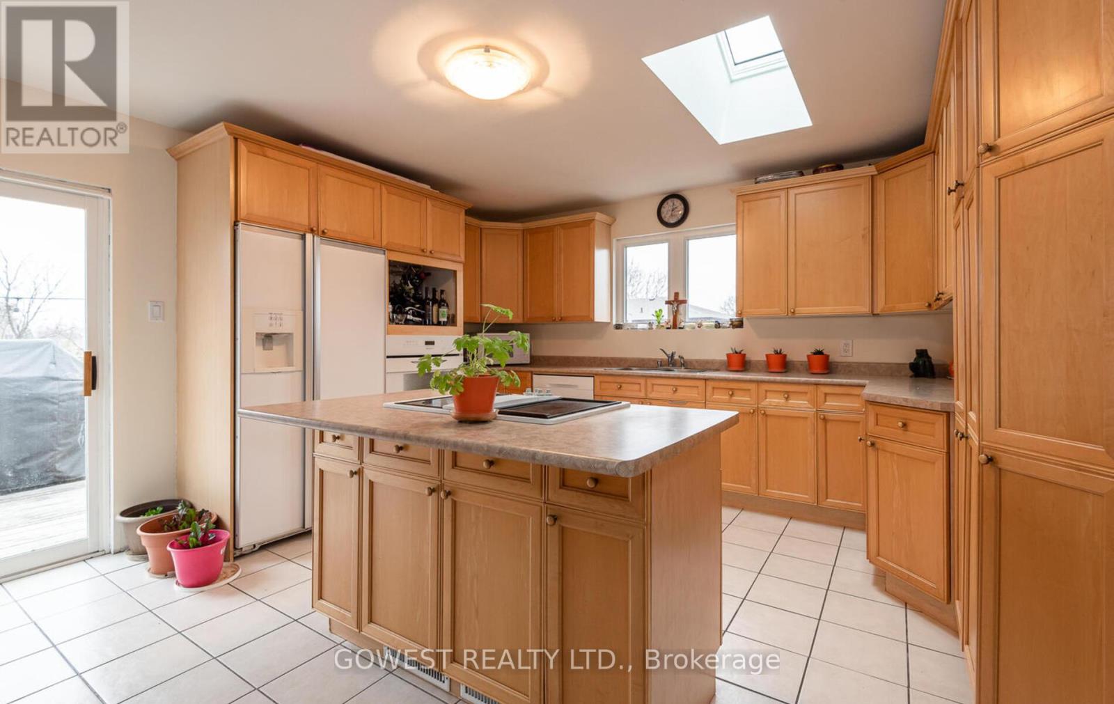 474 Browns Line, Toronto (Alderwood), Ontario  M8W 3T9 - Photo 13 - W9054113