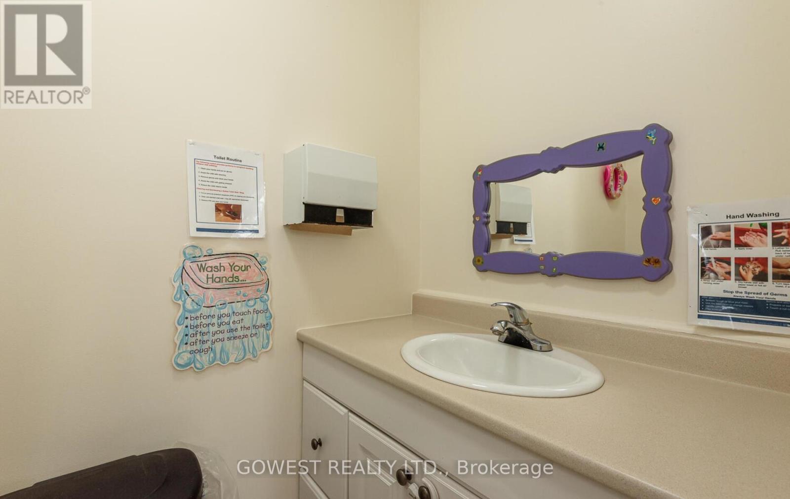 474 Browns Line, Toronto (Alderwood), Ontario  M8W 3T9 - Photo 27 - W9054113