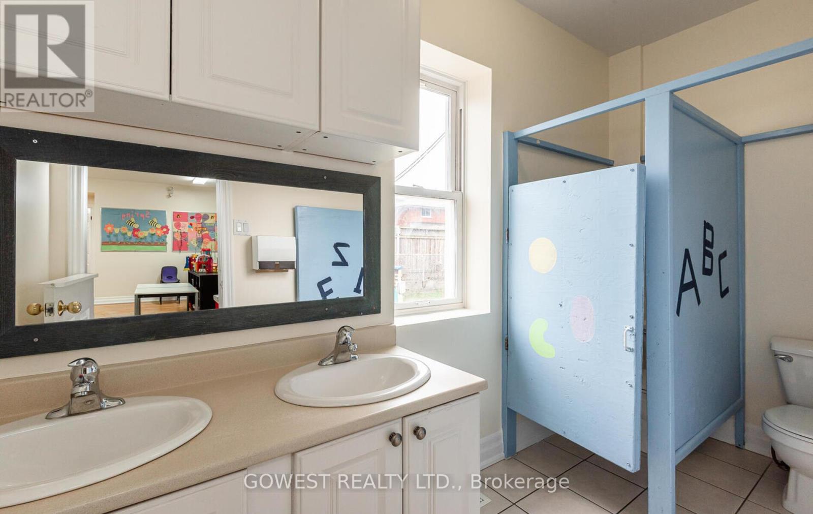 474 Browns Line, Toronto (Alderwood), Ontario  M8W 3T9 - Photo 29 - W9054113