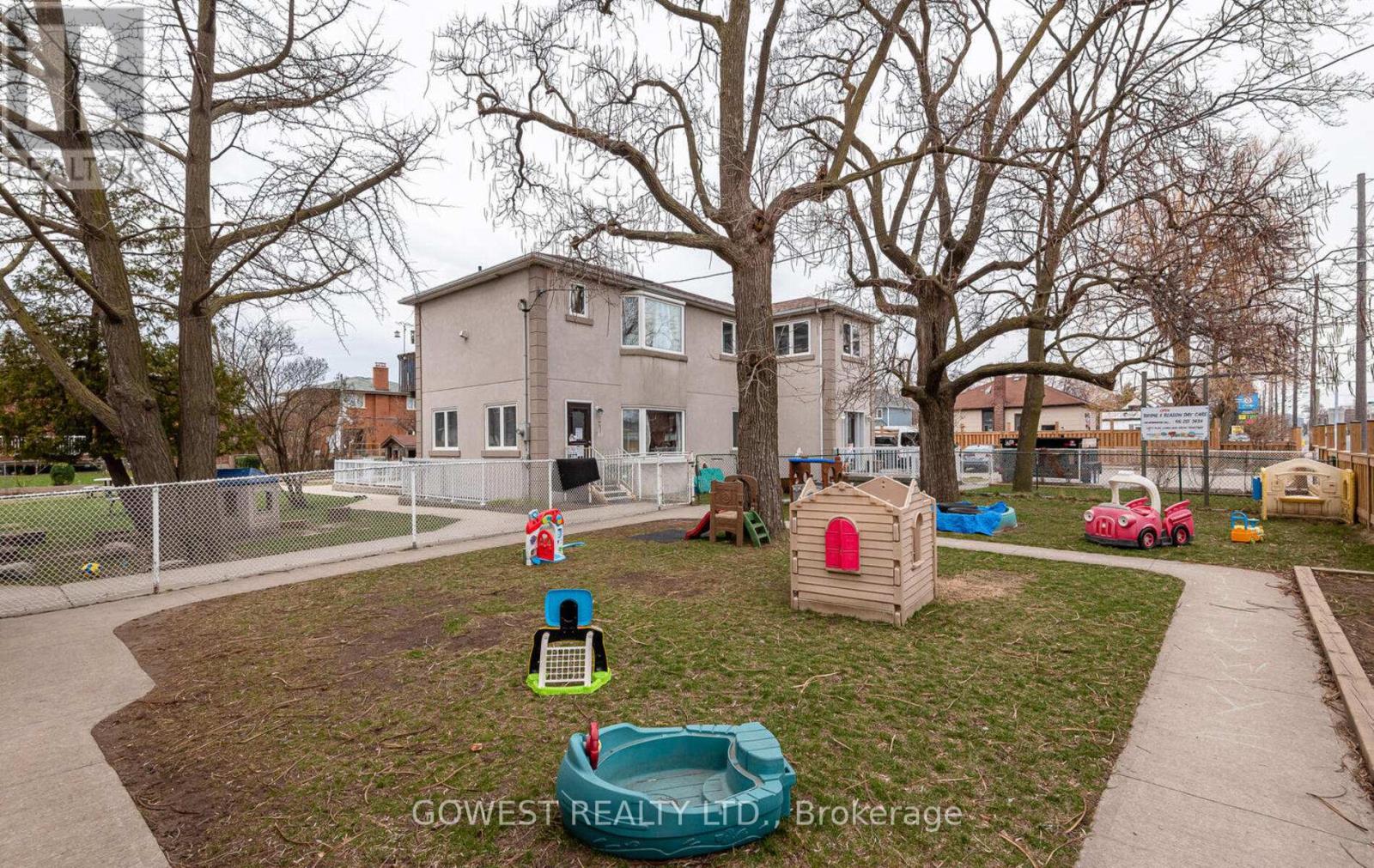 474 Browns Line, Toronto (Alderwood), Ontario  M8W 3T9 - Photo 3 - W9054113