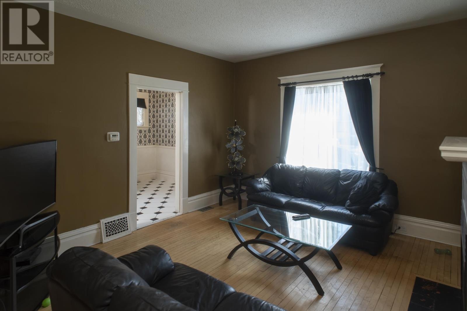 223 Marks St S, Thunder Bay, Ontario  P7E 1L9 - Photo 10 - TB242335