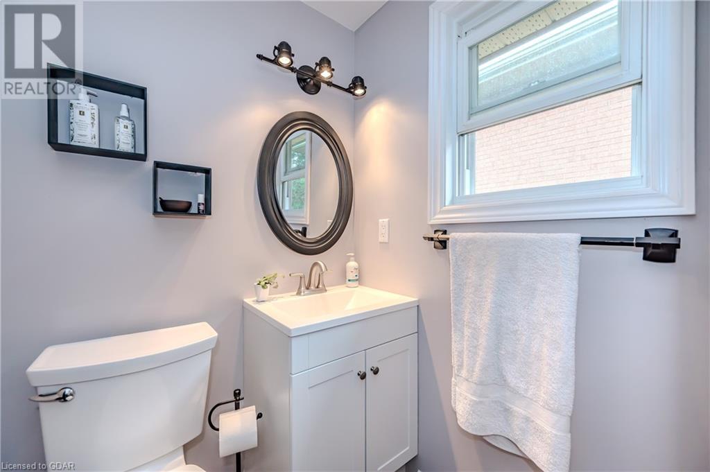 2 Walnut Drive, Guelph, Ontario  N1E 6R8 - Photo 36 - 40625082