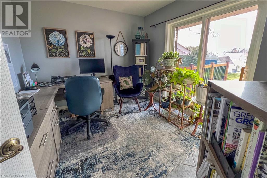 Image of property at 1802 FOUR MILE CREEK Road