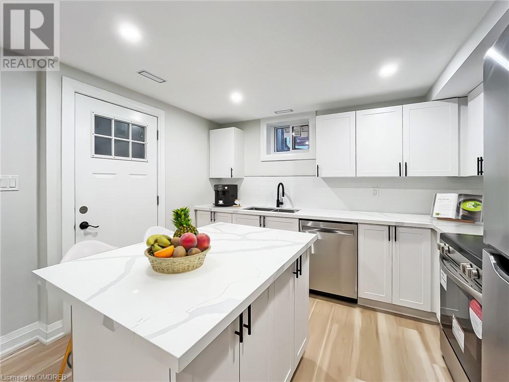 110 Deschene Avenue Unit# Lower, Hamilton, Ontario  L9A 3K1 - Photo 2 - 40624343