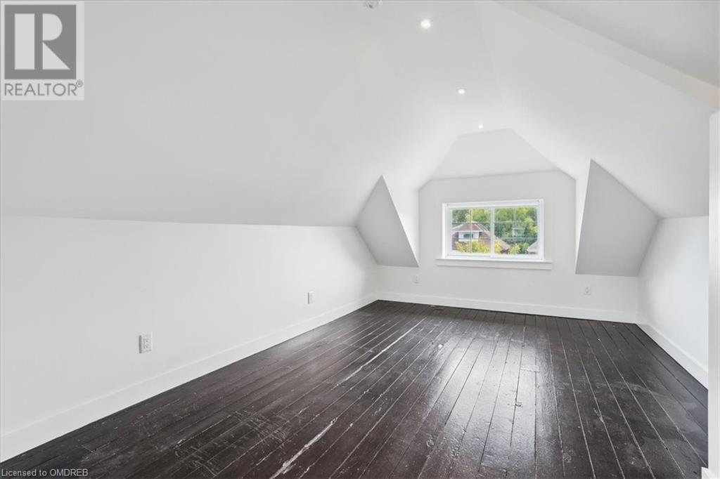 246 Graham Avenue S, Hamilton, Ontario  L8K 2M6 - Photo 27 - 40624486