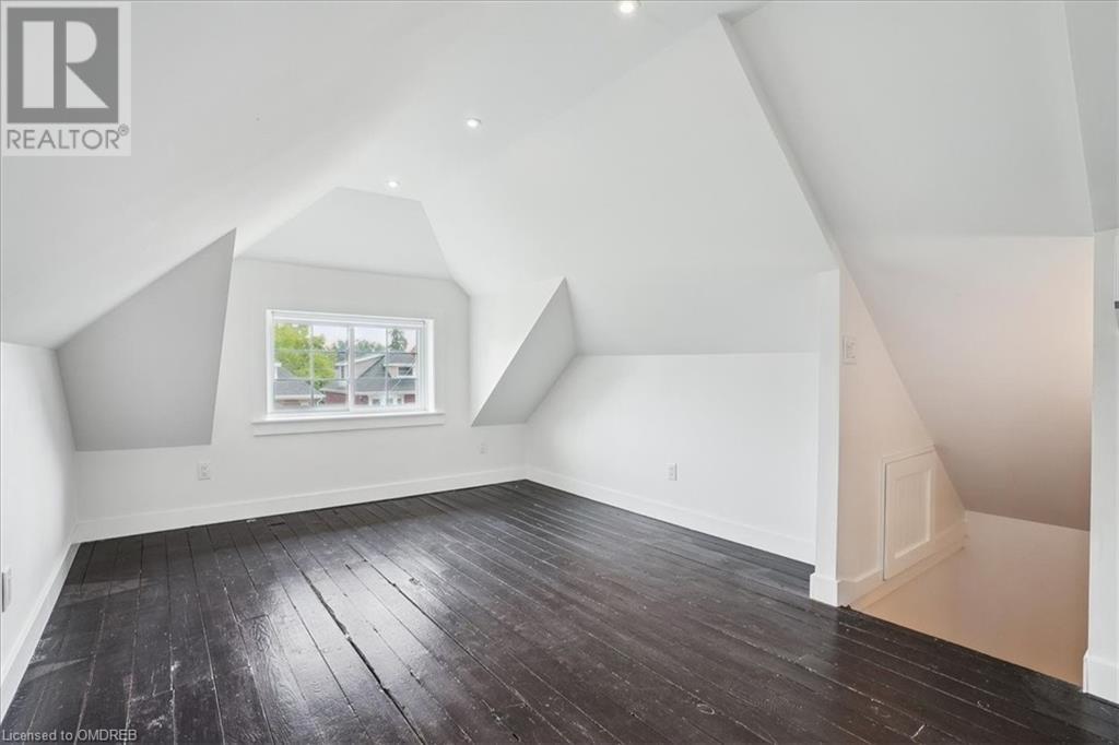 246 Graham Avenue S, Hamilton, Ontario  L8K 2M6 - Photo 28 - 40624486