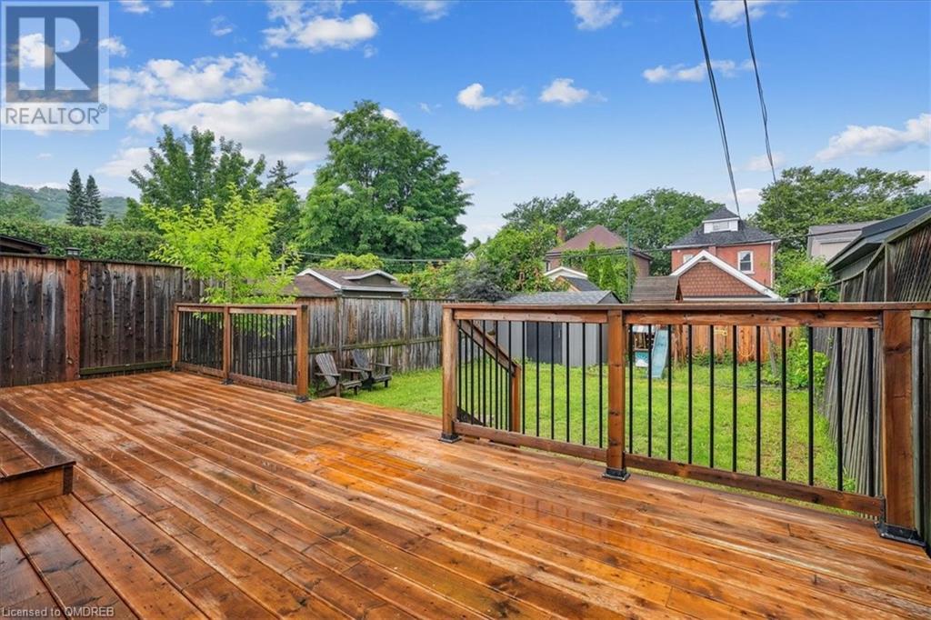 246 Graham Avenue S, Hamilton, Ontario  L8K 2M6 - Photo 31 - 40624486