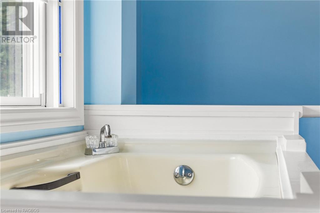 18 Cape Chin North Shore Road, North Bruce Peninsula, Ontario  N0H 1Z0 - Photo 27 - 40547280