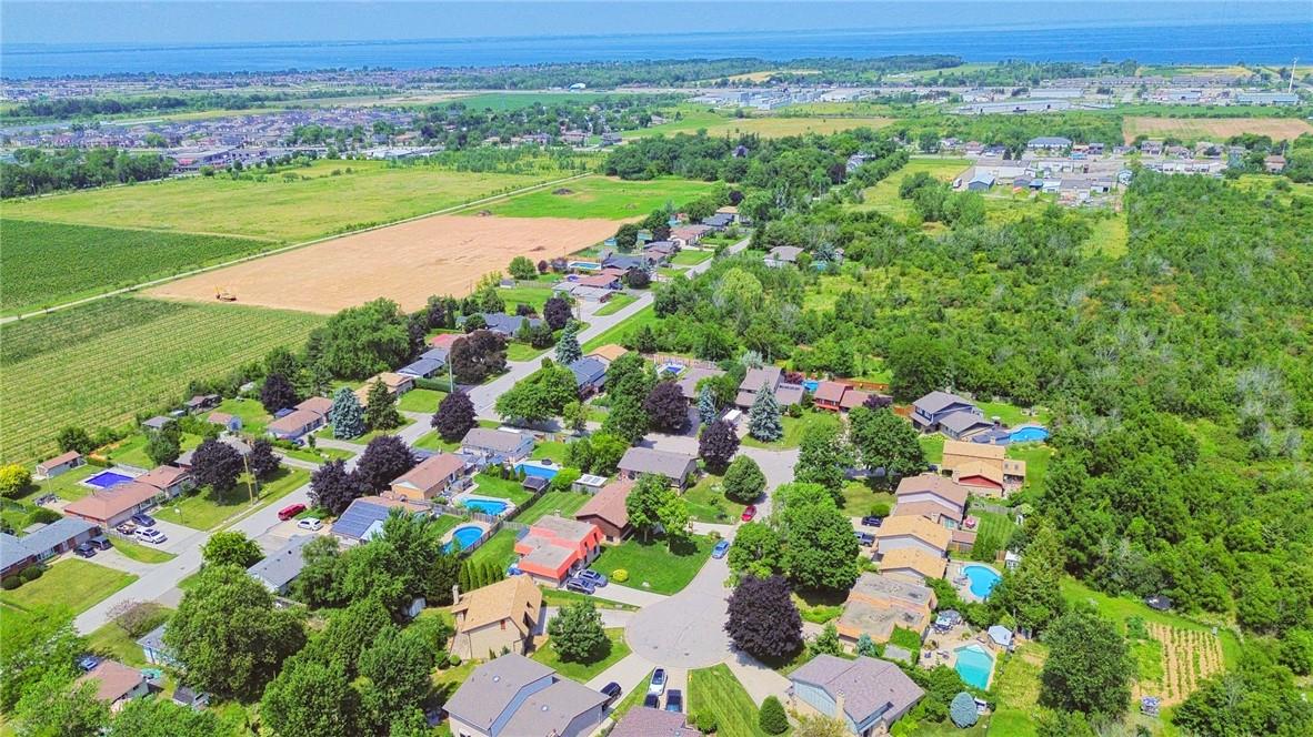 Image of property at 4 Cedar Glen