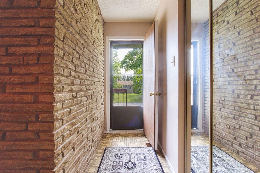 Image of property at 4 Cedar Glen