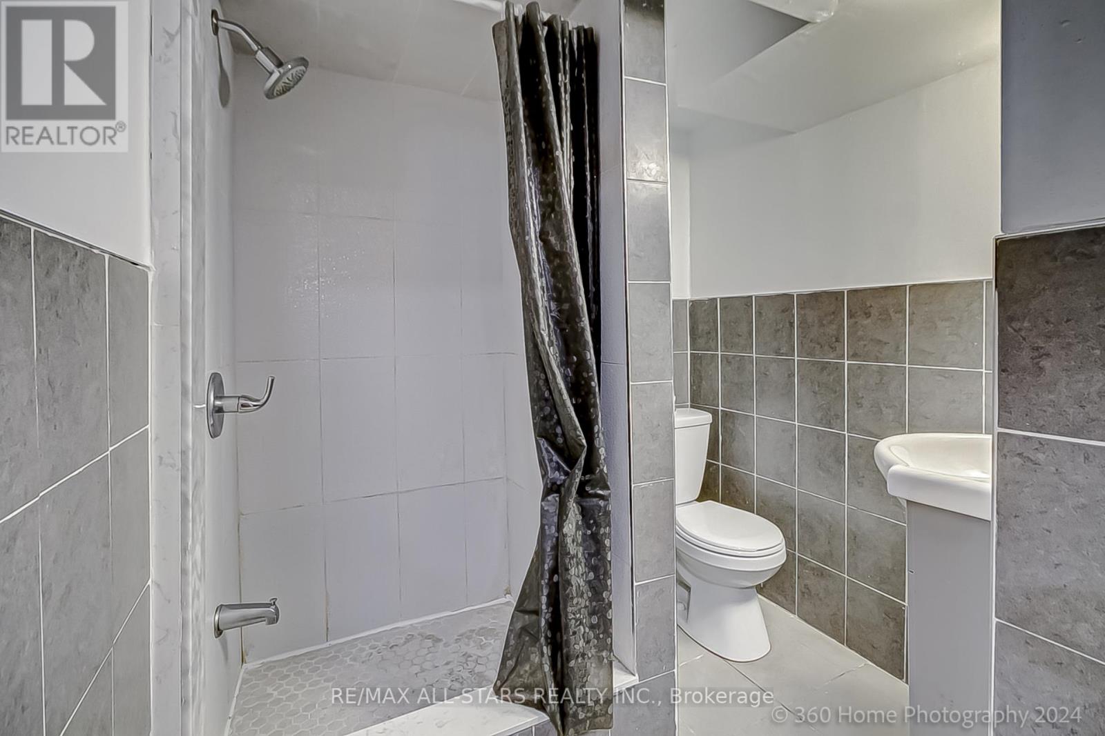 117 North Bonnington Avenue, Toronto, Ontario  M1K 1X8 - Photo 18 - E9054805