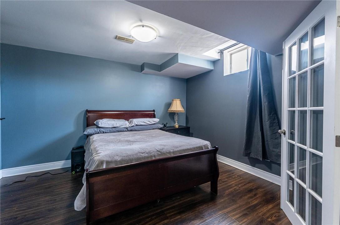 12 Sistine Court, Hamilton, Ontario  L9B 0C4 - Photo 24 - H4201237