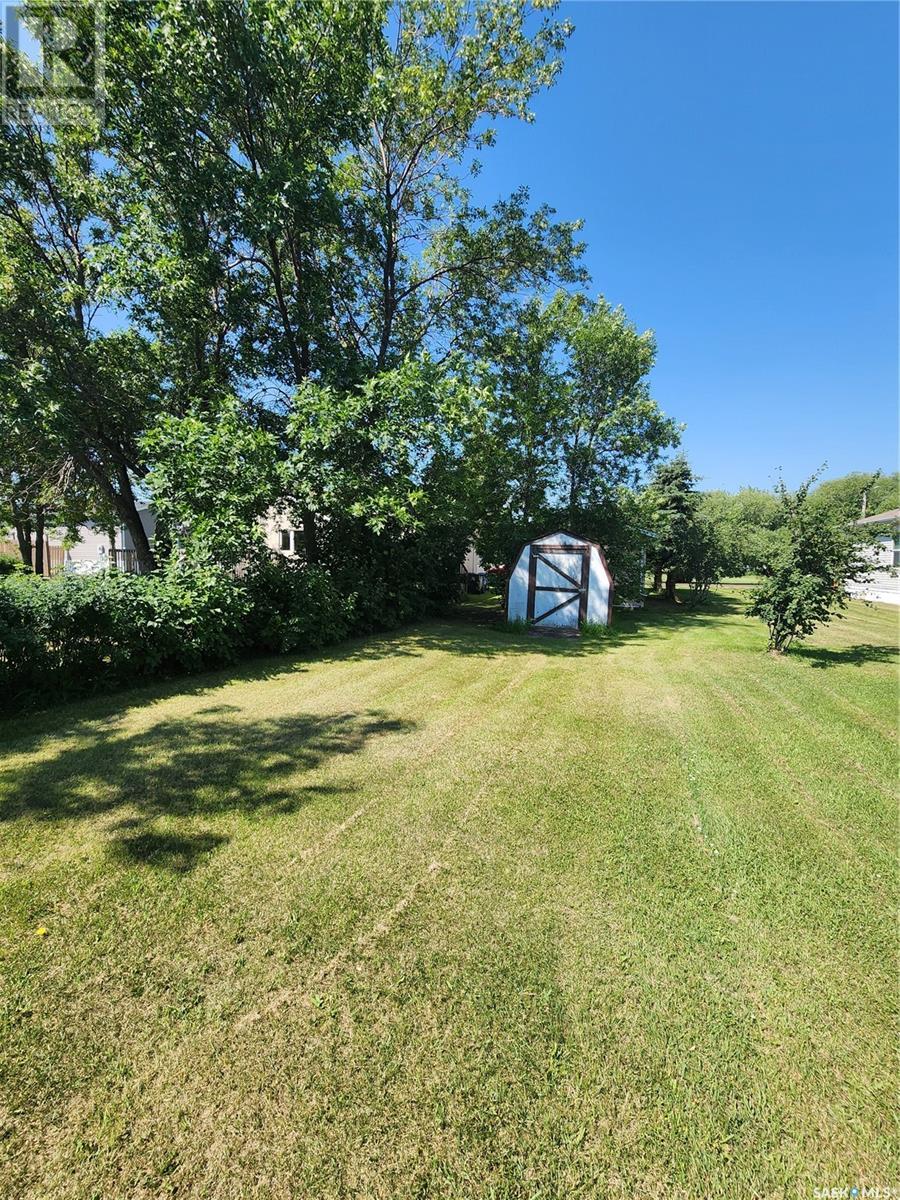 101 Belfast Street, North Portal, Saskatchewan  S0C 1W0 - Photo 21 - SK977658