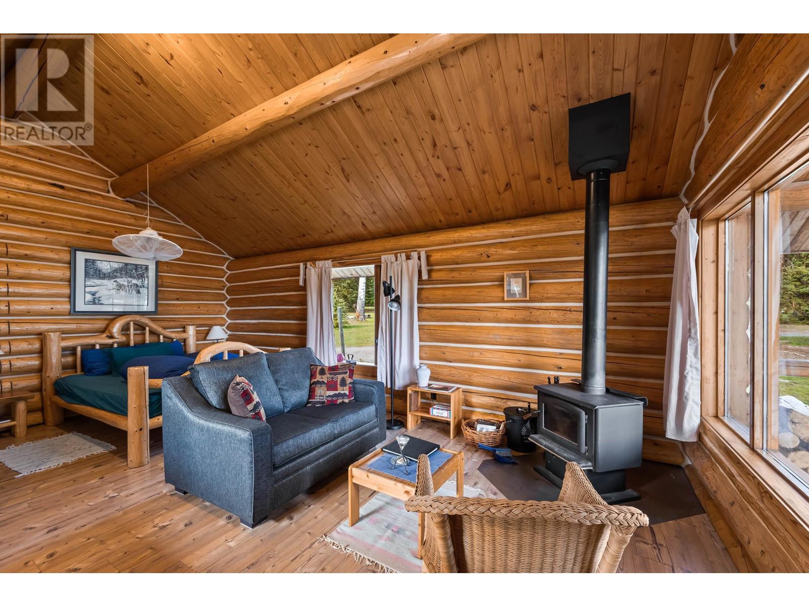 1799 Spout Lake Road, Lac La Hache, British Columbia  V0K 1T0 - Photo 27 - C8061781