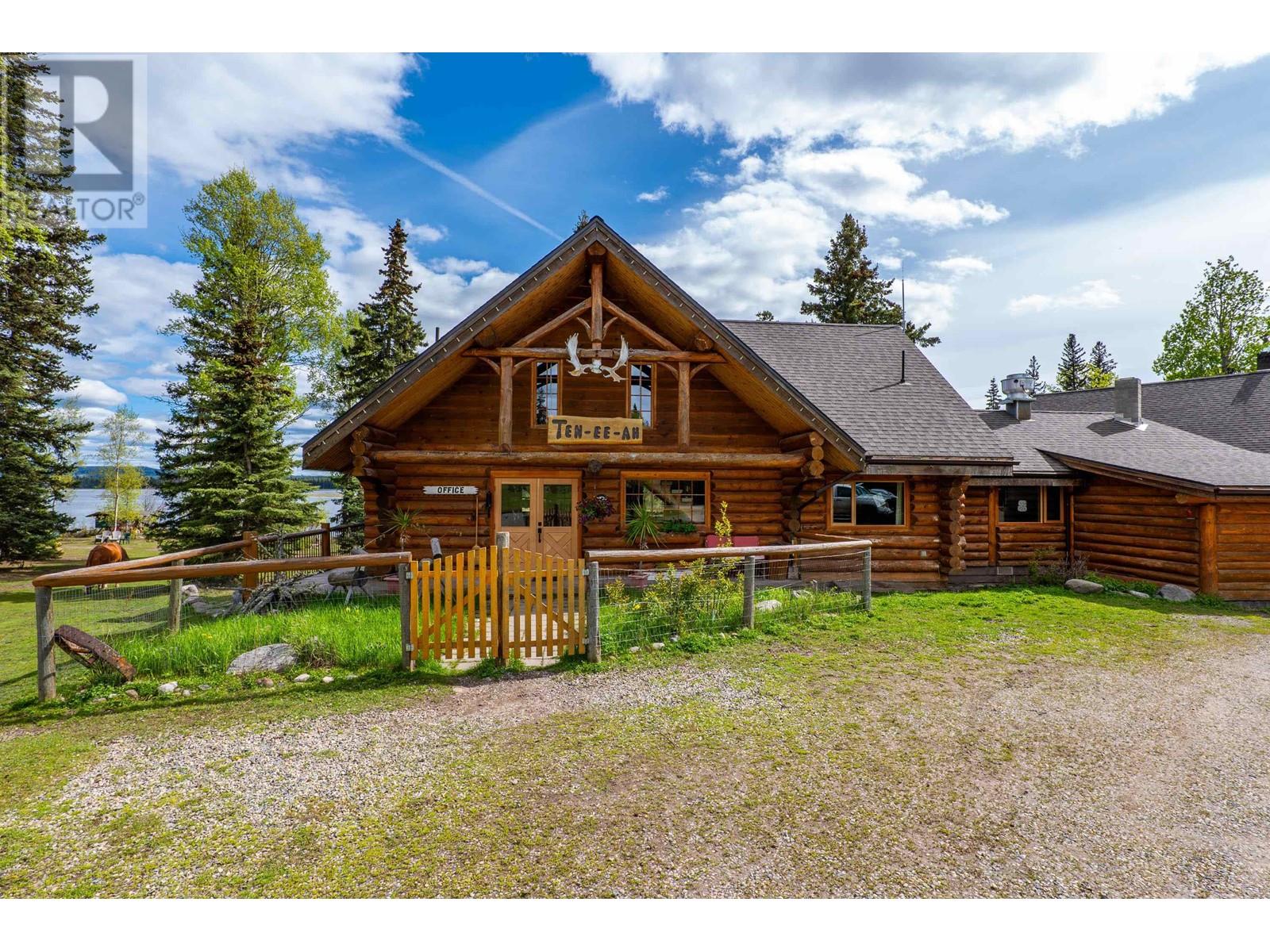1799 Spout Lake Road, Lac La Hache, British Columbia  V0K 1T0 - Photo 7 - C8061781