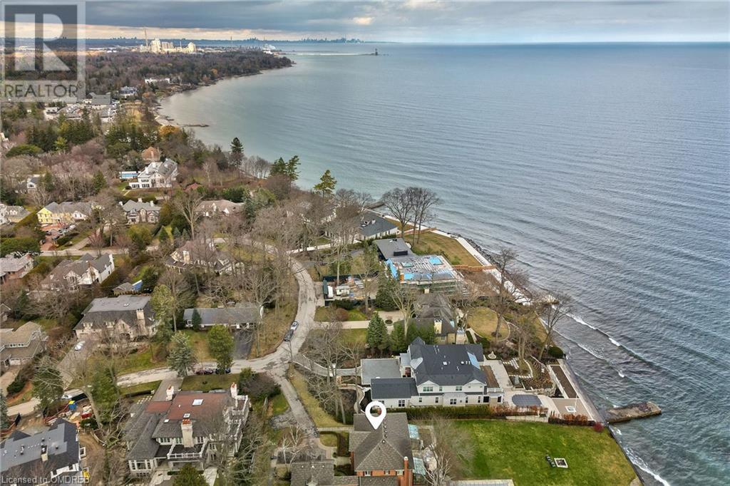 16 Ennisclare Drive W, Oakville, Ontario  L6J 4N2 - Photo 29 - 40556386