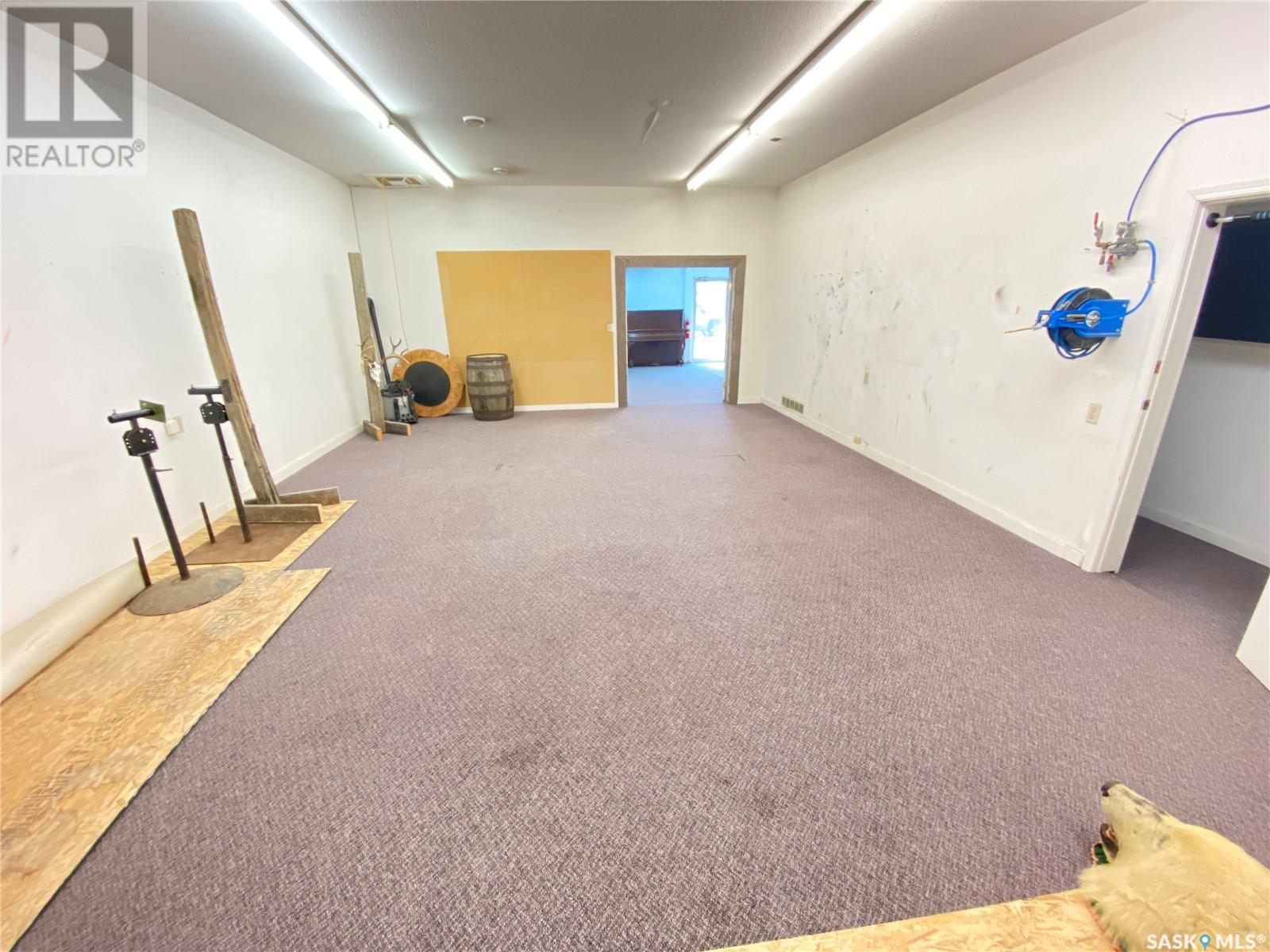 1531 1st Avenue Nw, Weyburn, Saskatchewan  S4H 3E3 - Photo 8 - SK977763