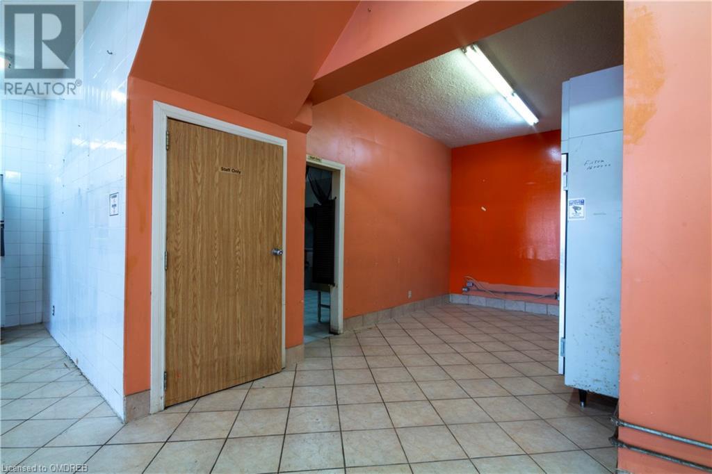 219 James Street N, Hamilton, Ontario  L8R 2L2 - Photo 9 - 40624827