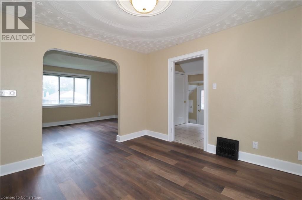 Image of property at 130 BRIDGEPORT Road E