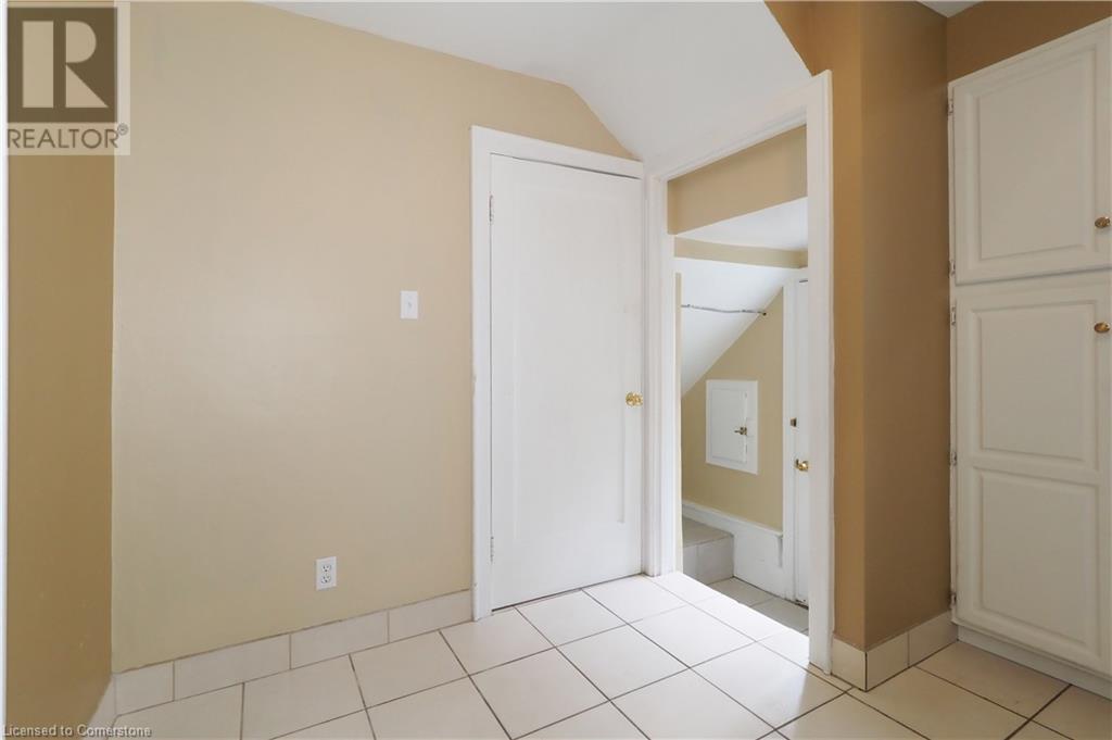 Image of property at 130 BRIDGEPORT Road E