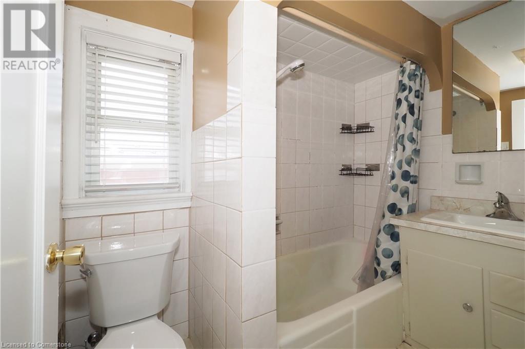 Image of property at 130 BRIDGEPORT Road E