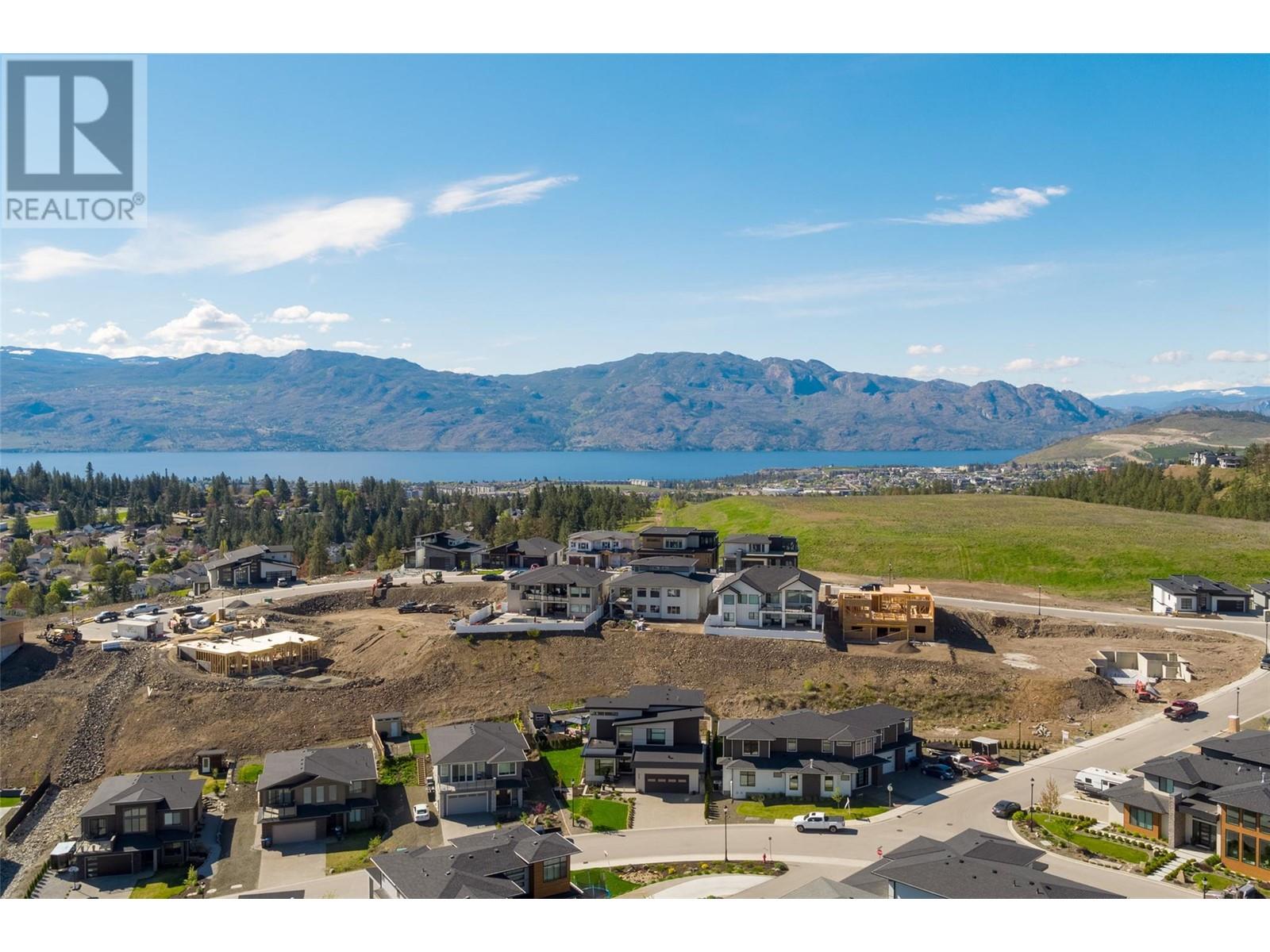 2759 Canyon Crest Drive West Kelowna