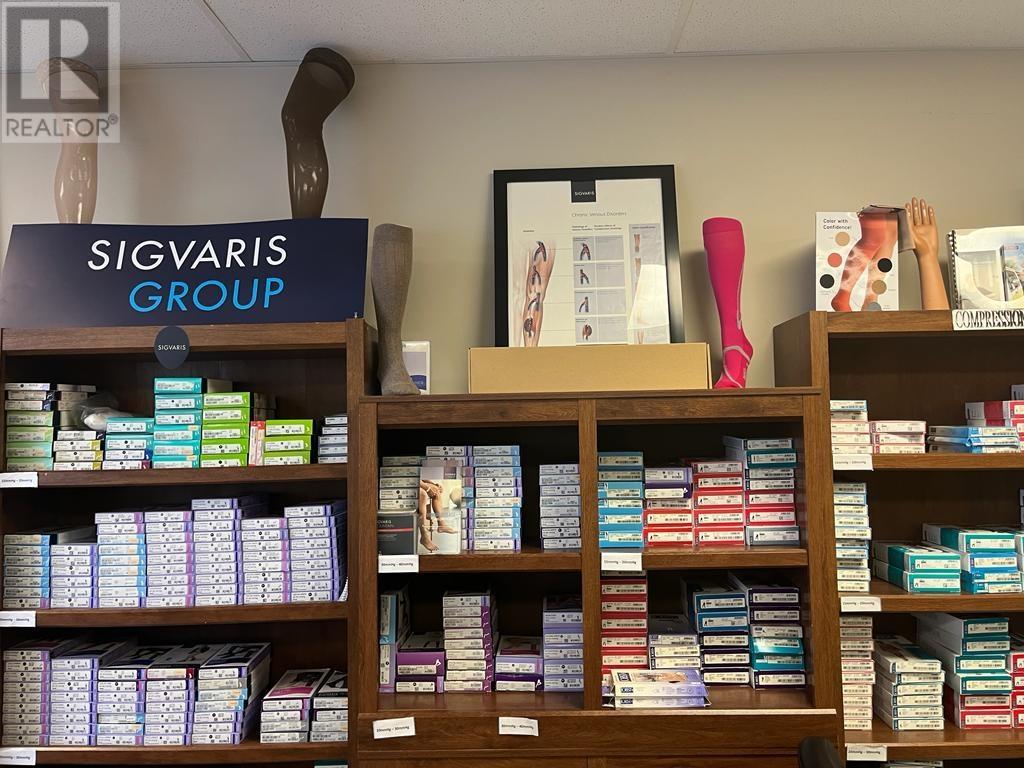 8-111 Oriole Road, Kamloops, British Columbia   - Photo 8 - 180046