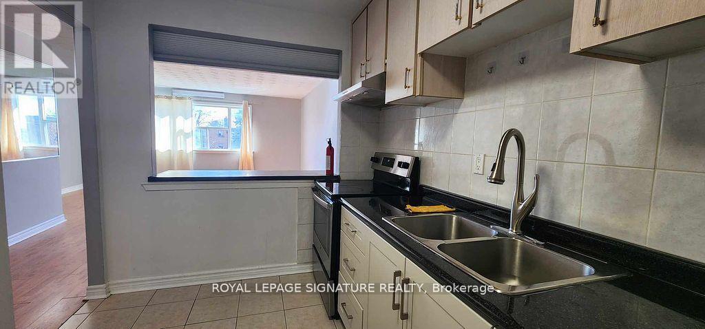 2nd Flr - 902 Wilson Avenue, Toronto (Downsview-Roding-Cfb), Ontario  M3K 1E7 - Photo 6 - W9055777