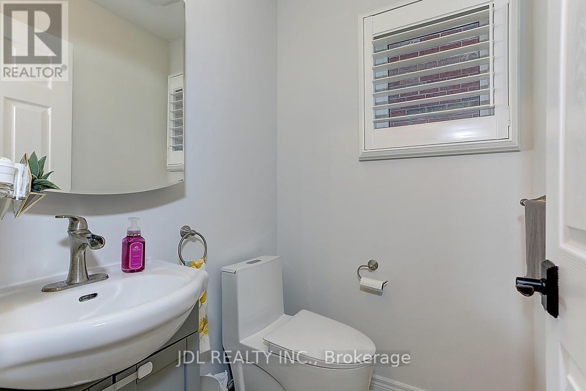 3481 Bala Drive, Mississauga (Churchill Meadows), Ontario  L5M 0G5 - Photo 6 - W9055923