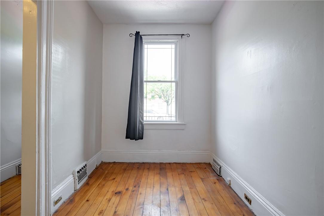 321 Main Street W, Hamilton, Ontario  L8P 1K1 - Photo 4 - H4201215