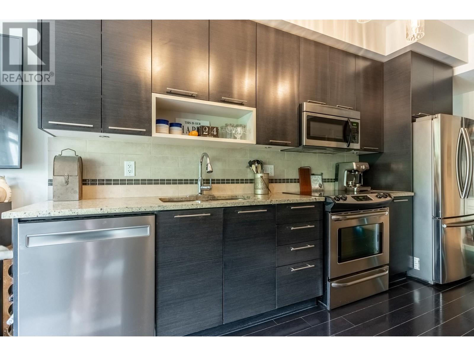 2406-1030 Talasa Way, Kamloops, British Columbia  V2H 0C3 - Photo 13 - 180047