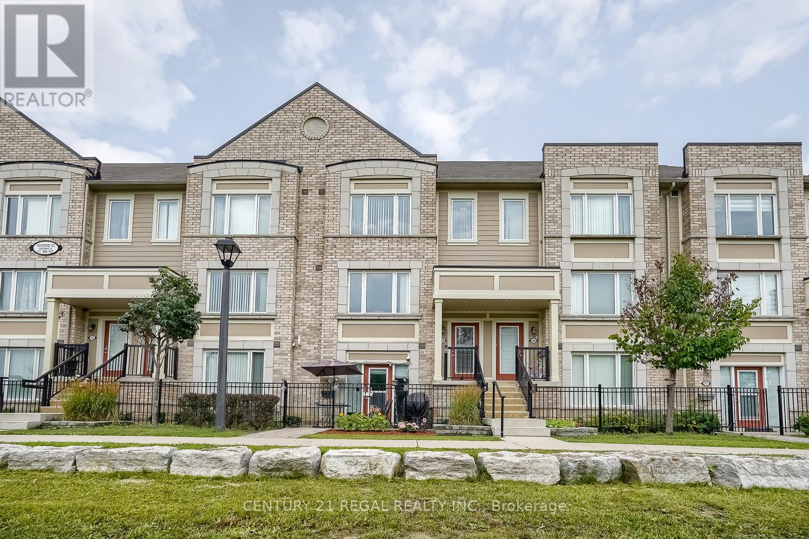 109 - 1 Beckenrose Court, Brampton (Bram West), Ontario  L6Y 6G2 - Photo 1 - W9056222