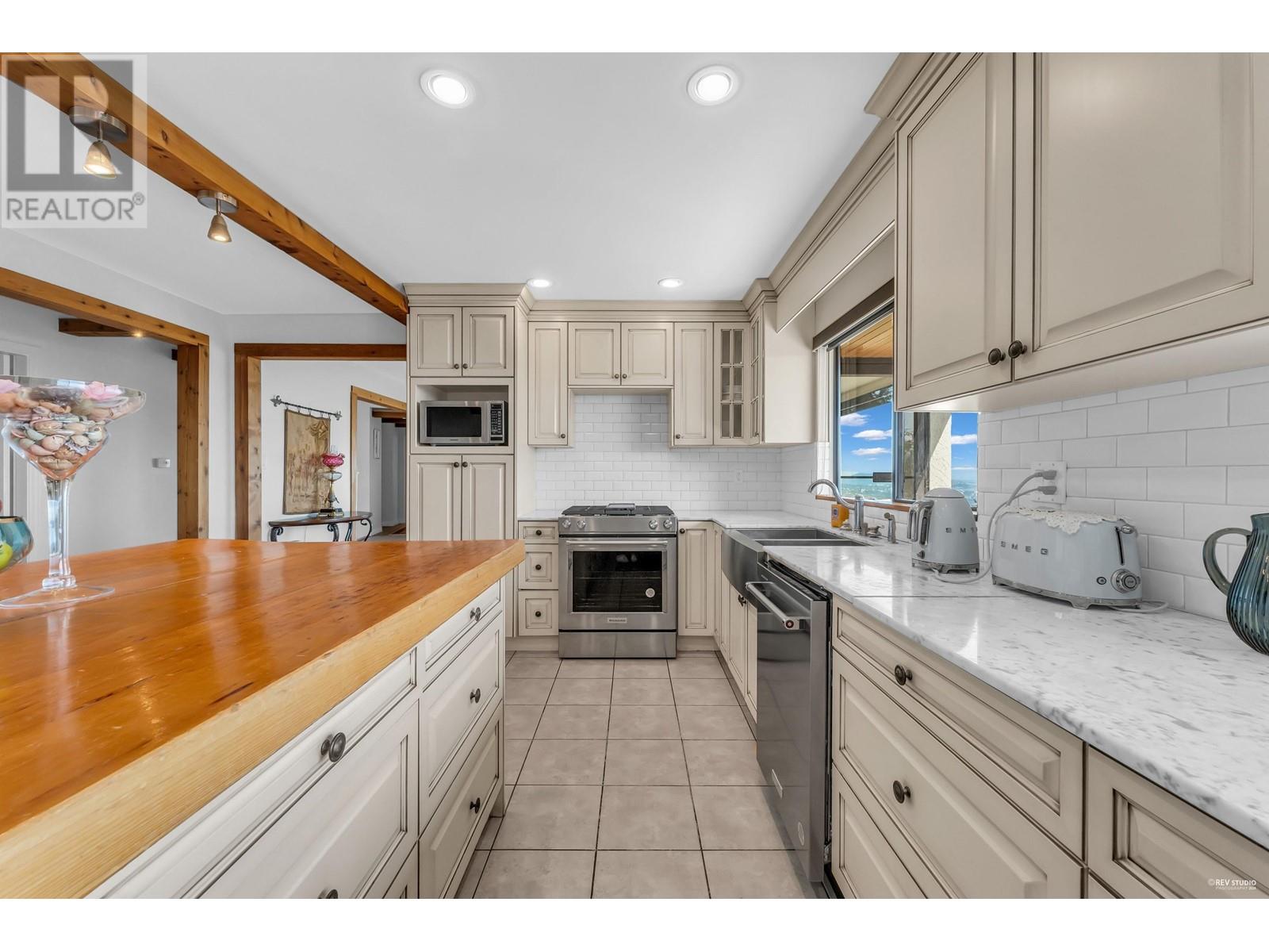1418 Bramwell Road, West Vancouver, British Columbia  V7S 2N9 - Photo 13 - R2909515