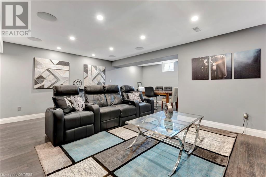 Image of property at 35 MIDHURST Heights Unit# 20