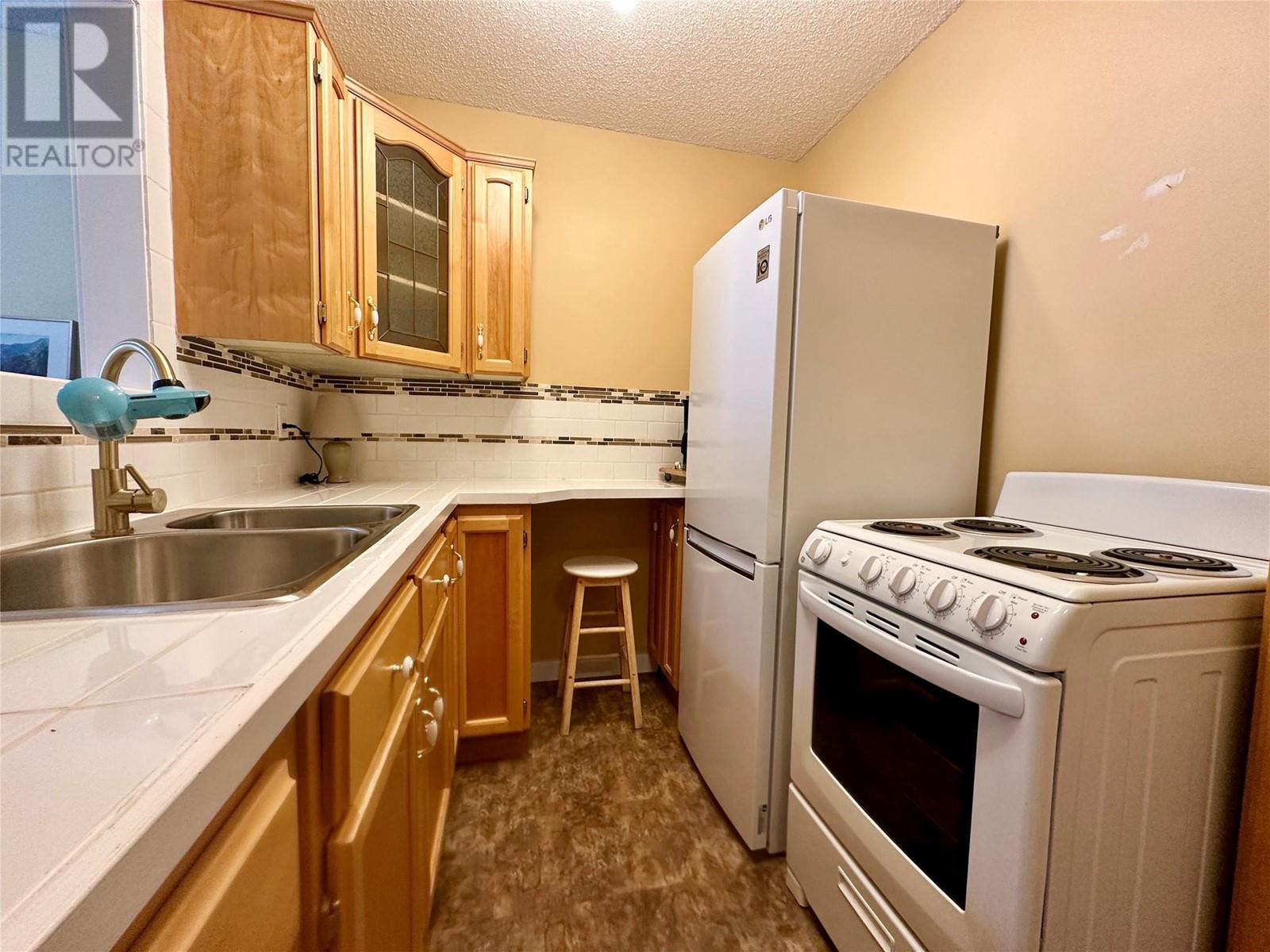 11 Jonagold Place Unit# 203, Osoyoos, British Columbia  V0H 1V7 - Photo 8 - 10306841