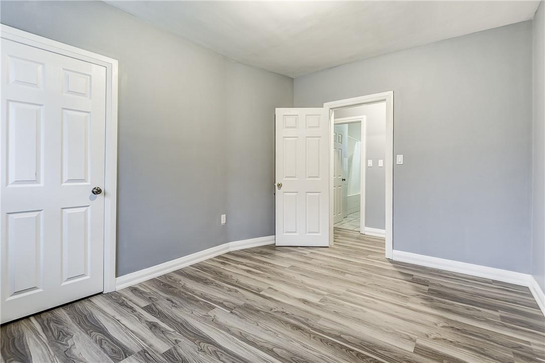 5 Bartlett Street, Niagara Falls, Ontario  L2M 5K5 - Photo 16 - H4200951