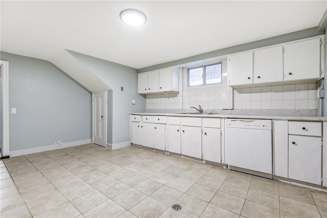 5 Bartlett Street, Niagara Falls, Ontario  L2M 5K5 - Photo 25 - H4200951