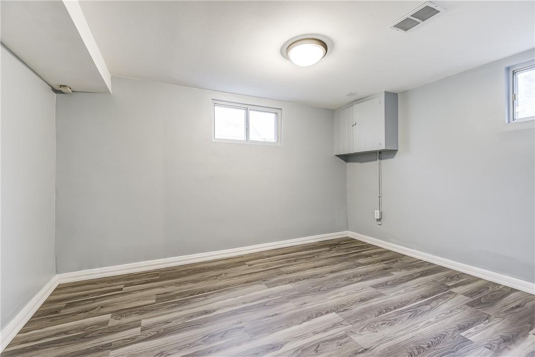 5 Bartlett Street, Niagara Falls, Ontario  L2M 5K5 - Photo 30 - H4200951