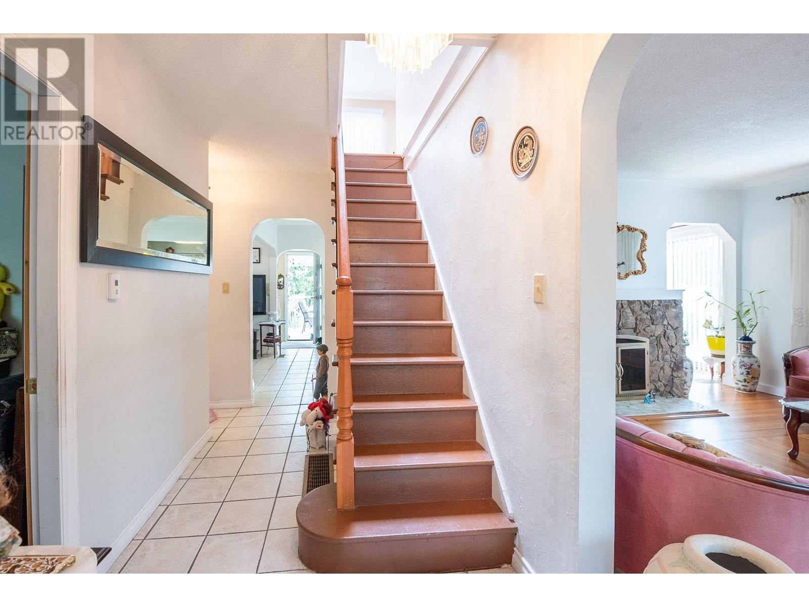 1728 Seventh Avenue, New Westminster, British Columbia  V3M 2K8 - Photo 18 - R2909155